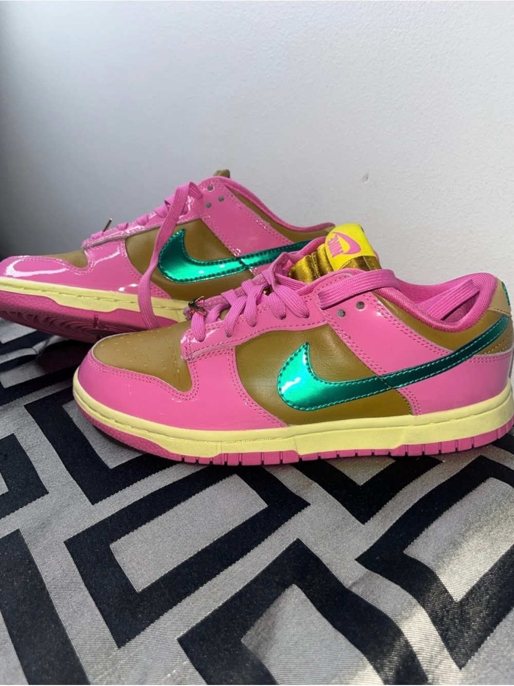 Nike Dunk Low x Parris
Goebel